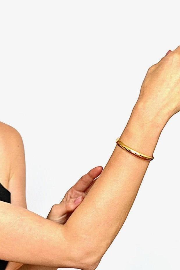 Bracelete Fino Liso Dourado